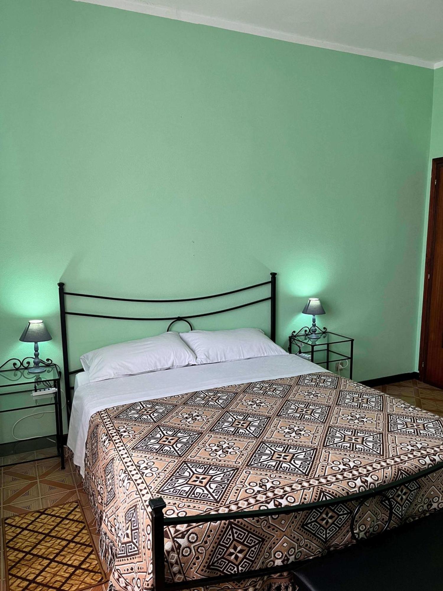 Room In Bb - Casa T Home Bed And Breakfast Tagliolo Monferrato Luaran gambar